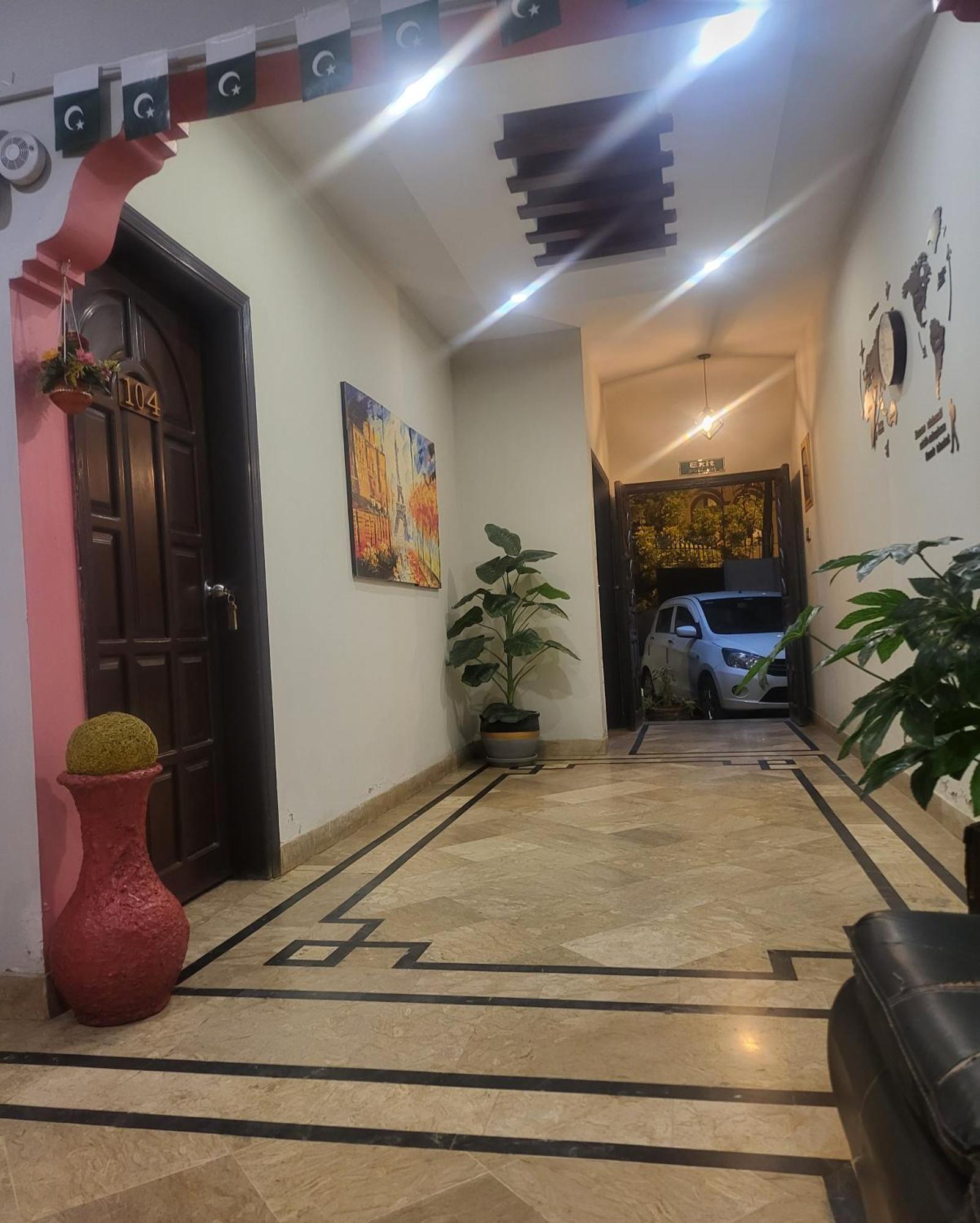 Seaview Lodge Guest House Karachi Esterno foto