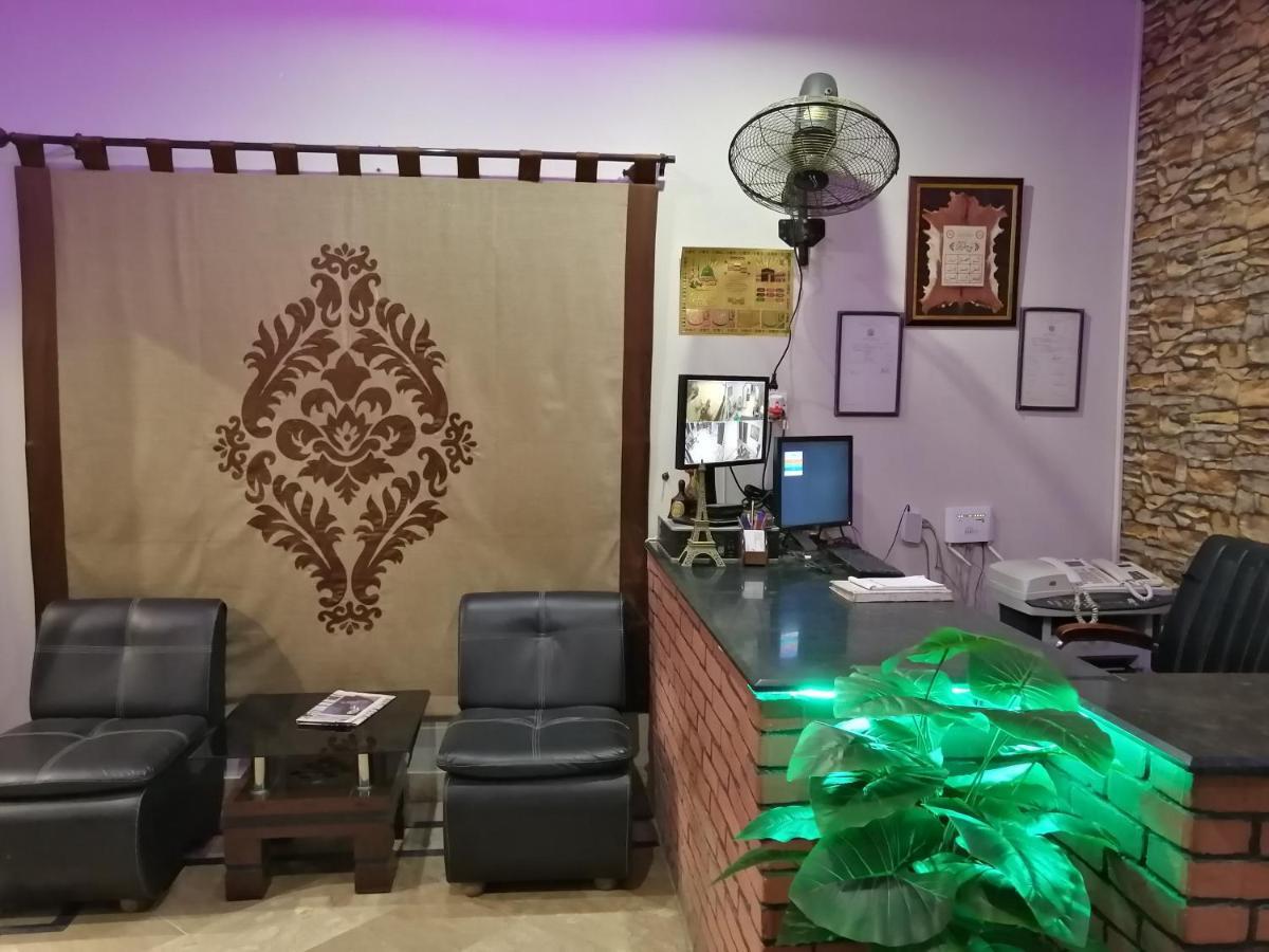 Seaview Lodge Guest House Karachi Esterno foto